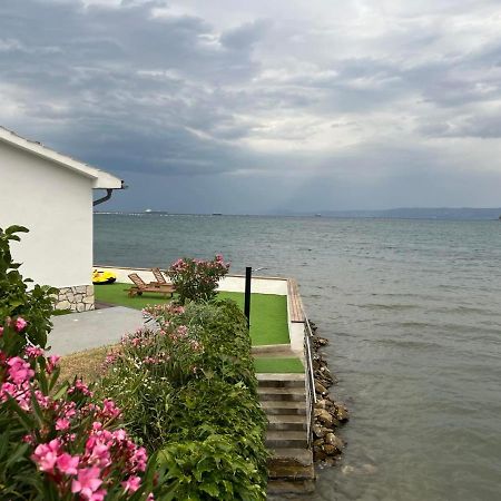Villa Olga - Uniqe House With Private Beach อังคาราน ภายนอก รูปภาพ